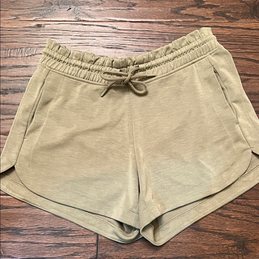 Athleta Women's Tan Athletic Shorts